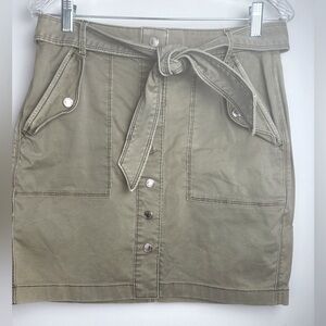White‎ House Black Market Khaki LogoEmbroidery Buttons Utility Mini Skirt NWOT 4